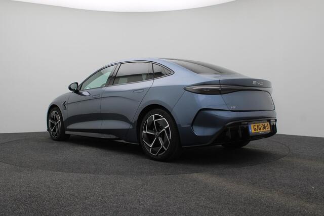 BYD Seal Excellence AWD 82.5 kWh (530PK) Heads up Display -19 inch- metallic lak - BYD Dealer