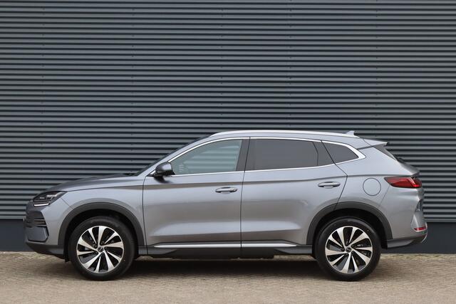 BYD Seal U 1.5 DM-i FWD Boost LED/Pano/Leder/Head-up/360/Keyless/Dodehoek/elek. klep/19"