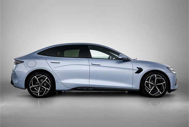 BYD Seal Design RWD 82.5 kWh | 19" LMV | Zwart-leder | Stoelgeheugen | 15,6 " Multimediascherm |