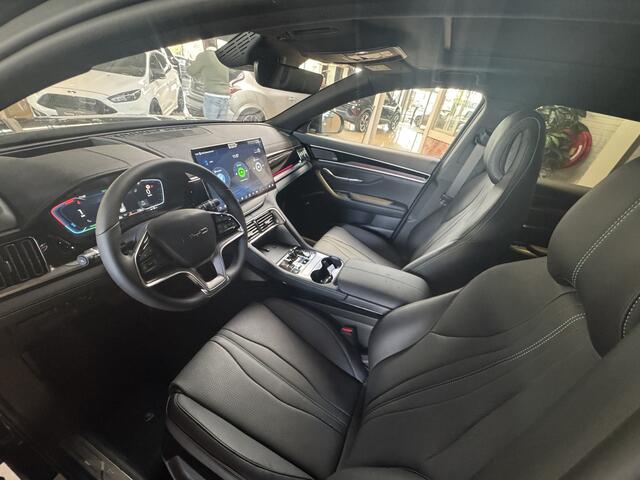 BYD Seal U PHEV DM-I Boost 1.5 DM-i FWD Panorama Leder interieur . El achterklep, Navigatie Draaibaar touchscreen . Een Comfort heeft veel groter gecombineerd bereik biedt (WLTP tot 1.080 - 1125 km)