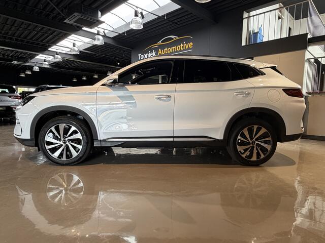 BYD Seal U 1.5 DM-i FWD Comfort | Long Range 125 km | Fabrieksgarantie Pano dak Navigatie leder Interieur Lmv