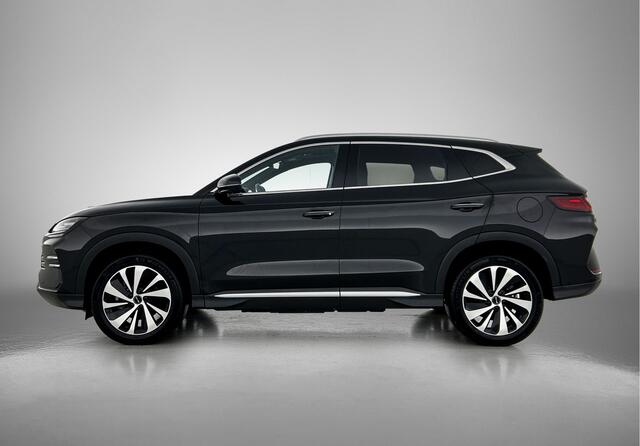 BYD Seal U 1.5 T DM-i AWD Design | 19" LMV | Zwart Leder | V2L | 1300 KG Trekgewicht |
