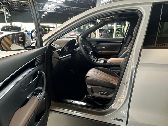 BYD Seal U 1.5 DM-i FWD Boost | Panoramadak | 360 Camera Full Opties Leder interieur Panorama Navigatie Aplle Carplay BOUNDLESS CLOUD | EXCLUSIEVE KLEUR