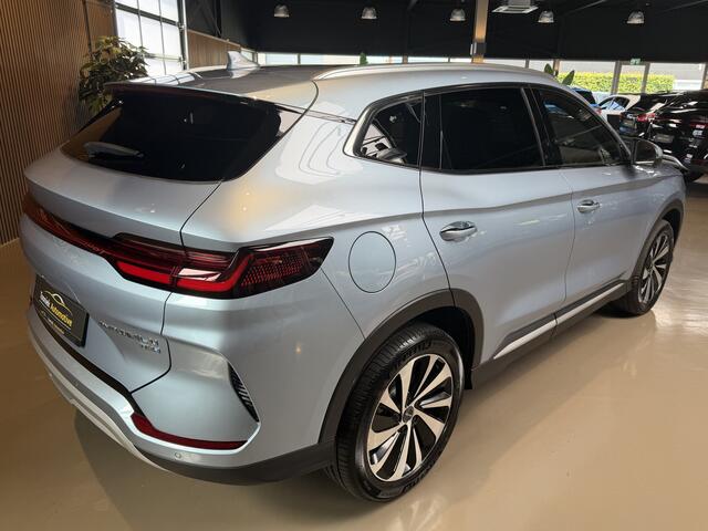 BYD Seal U 1.5 T DM-i AWD Design 324pk | Bom Vol | HEAD UP DESIGN 4x4 | DIRECT LEVERBAAR OP KENTEKEN |
