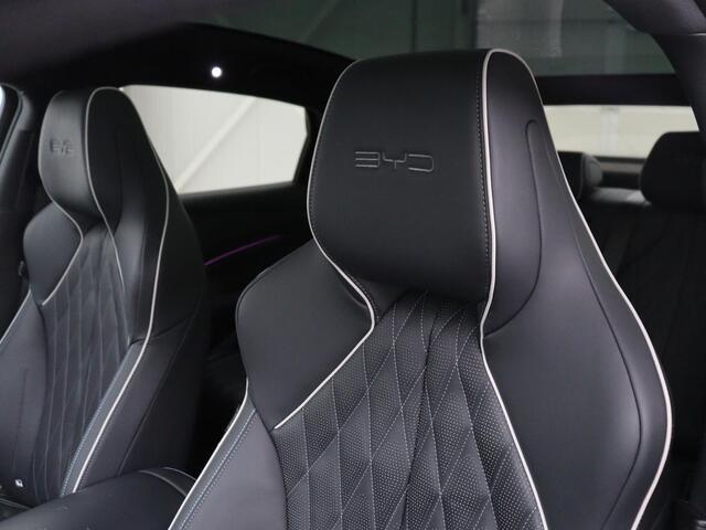 BYD Seal Design RWD 82.5 kW | SOH 95,9% | Panoramadak | Stoelventilatie | 360 Camera | Leder | Dynaudio | Adaptive cruise | Sfeerverlichting | Elektrische stoelen | Carplay | Full LED | Origineel NL