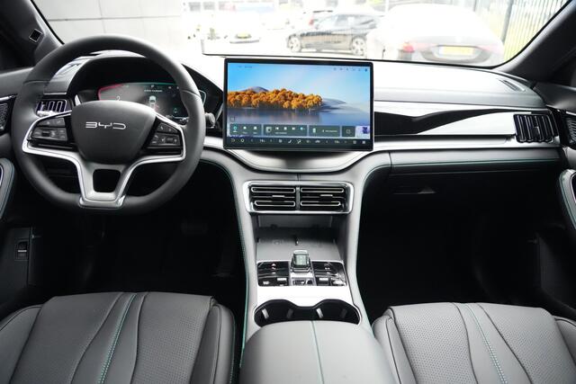 BYD Seal U 1.5 DM-i PHEV AWD Design | 324 PK | Pano | HUD | 360° Camera | BYD SEAL U 1.5 DM-i PHEV AWD Design met 324 PK, Plug-in hybride aandrijving, Panoramadak, Head-Up Display, 360° camera, adaptieve cruise control, stoelverwarming en stoelventilatie