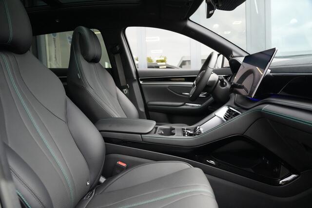 BYD Seal U 1.5 DM-i PHEV AWD Design | 324 PK | Pano | 360° Camera | HUD | BYD SEAL U 1.5 DM-i PHEV AWD Design met 324 PK, Plug-in hybride aandrijving, Panoramadak, Head-Up Display, 360° camera, adaptieve cruise control, stoelverwarming en stoelventilatie