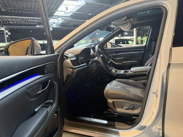 BYD Seal U 1.5 T DM-i AWD Design ULTRA BLACK EDITION | 324pk | panoramadak | - spiegels en handvaten geheel zwart -