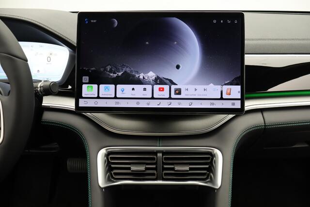 BYD Seal U 1.5 DM-i FWD Boost | ADG Black Edition | Uniek| Black-on-Black| Rode remklauwen| 20 Inch velgen | 1080 KM | Panorama dak | Apple Carplay | Navigatie | 360 graden camera