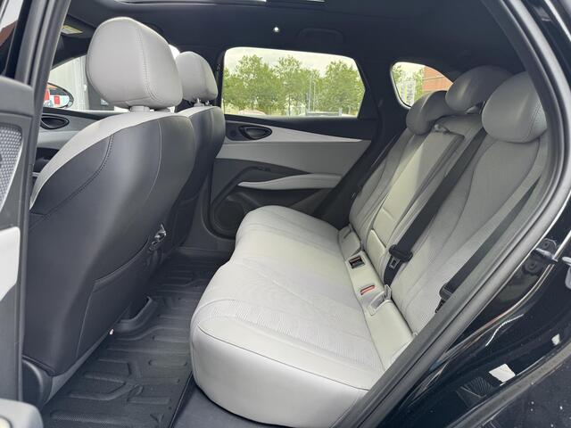 BYD Seal 6 Touring 1.5 DM-i Comfort Blackline – foto 10