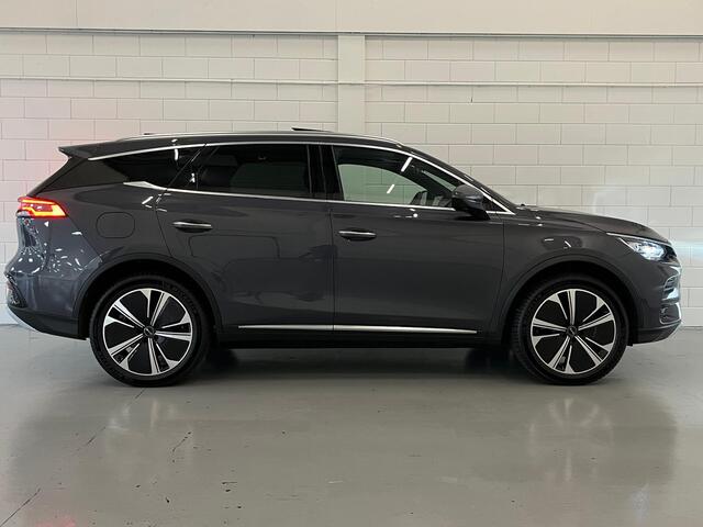 BYD Tang Flagship 108.8 kWh VOORRAAD 7 PERSOONS | APPLE CARPLAY | PANORAMADAK | MASSAGE STOELEN |