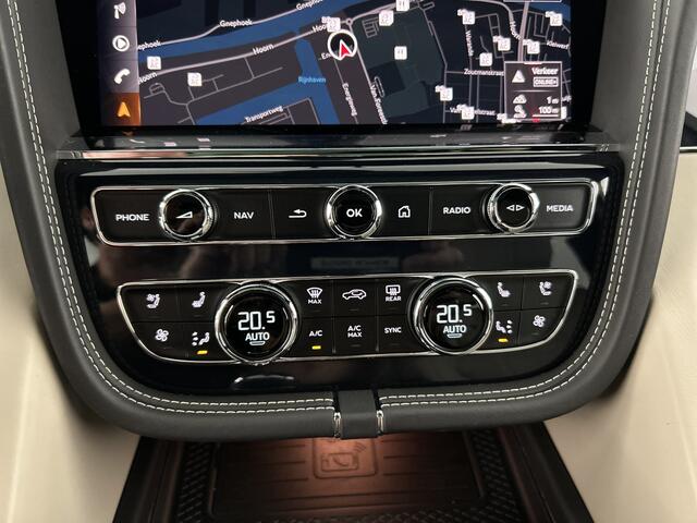 Bentley Bentayga 3.0 V6 Hybrid/first Ed/Blackline/22"/Pano/Full Options/19.000km