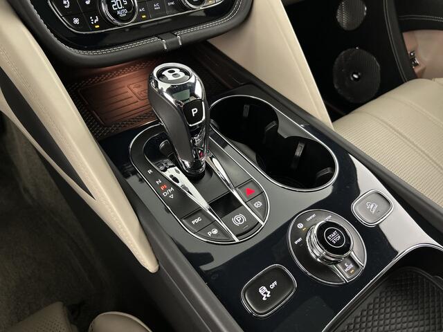 Bentley Bentayga 3.0 V6 Hybrid/first Ed/Blackline/22"/Pano/Full Options/19.000km