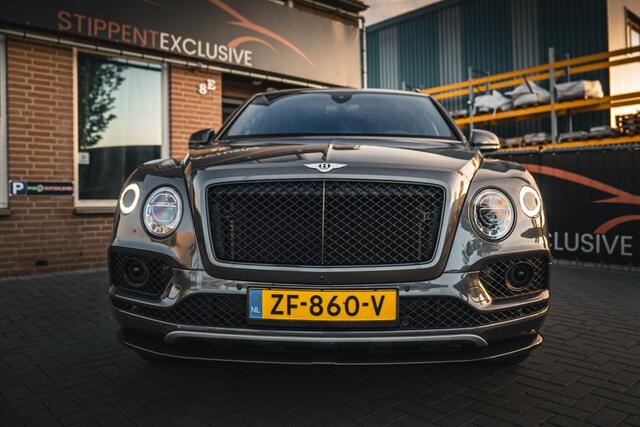 Bentley Bentayga 4.0 V8 Pano, nightvision, softclose, touring pack, premium seats