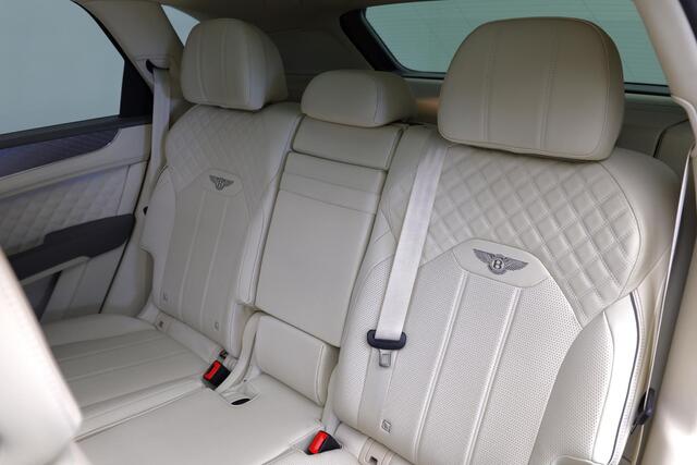 Bentley Bentayga 3.0 V6 Hybrid |Naim|Panorama|Carbon|BTW|