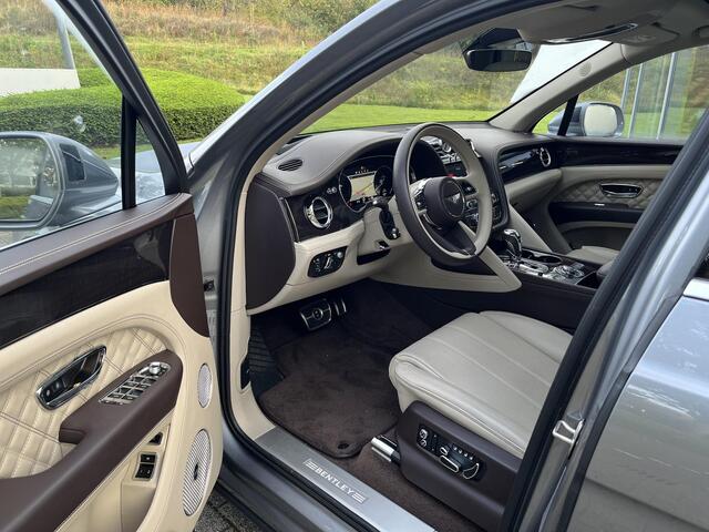 Bentley Bentayga 4.0 V8 FIRST EDITION|DYNAMIC RIDE|NAIM