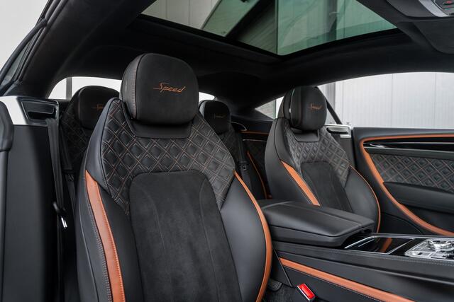 Bentley CONTINENTAL GT 6.0 W12 Speed - Extreme Silver - Akrapovic - Carbon Styling - Orig NL - 2028 Warranty!