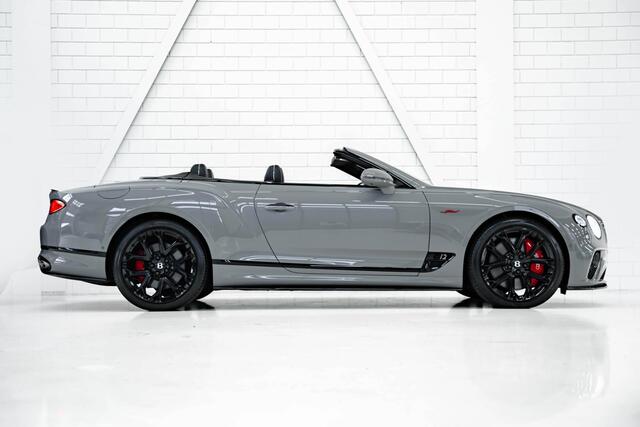Bentley CONTINENTAL GTC 6.0 W12 Speed | Mulliner | Touring Specification | Naim Sound system |