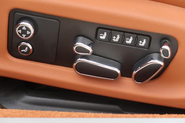 Bentley CONTINENTAL GTC 6.0 W12 First Edition / Carbon / Pakket