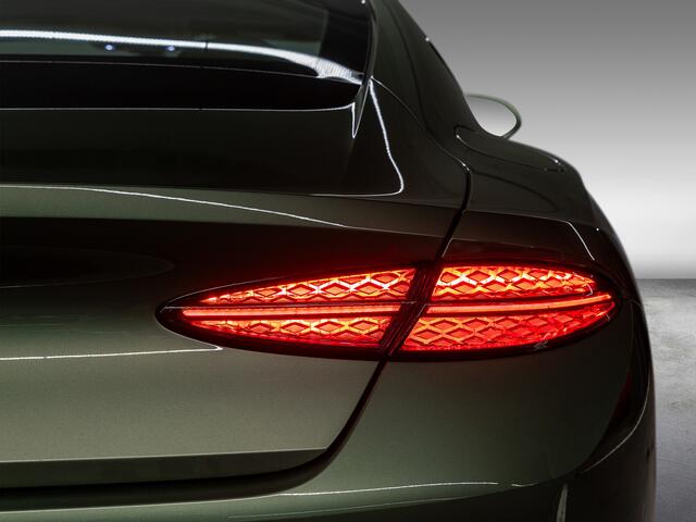 Bentley CONTINENTAL GT Speed V8 Hybrid |Ceramic|Rotating|NAIM|Touring