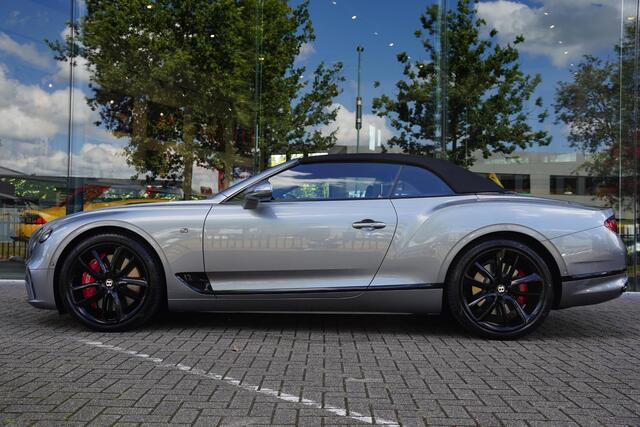 Bentley CONTINENTAL GTC 6.0 W12 First Edition Full Carbon