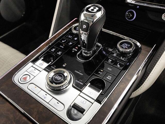 Bentley Flying Spur 2.9 V6 Hybrid Azure Nachtzicht Head-Up Display