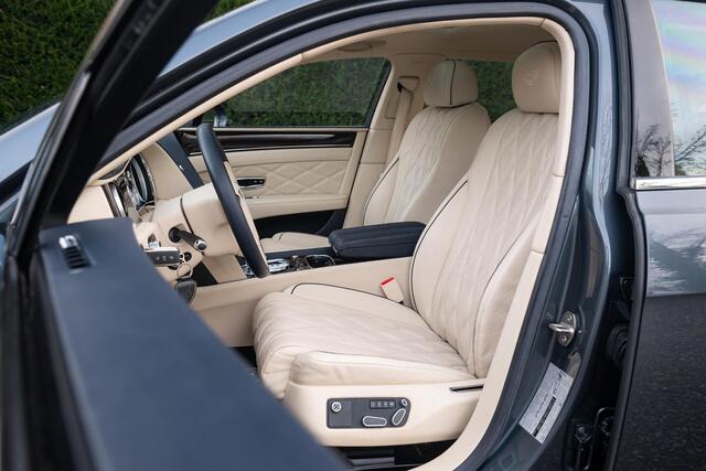 Bentley Flying Spur 4.0 V8