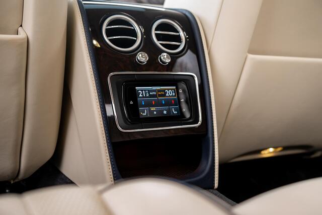 Bentley Flying Spur 4.0 V8