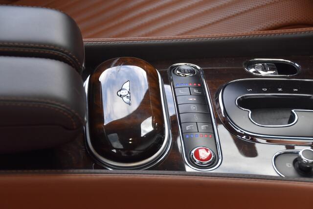 Bentley Flying Spur 4.0 V8 S | 21" | GLASS ROOF | SEAT COOLING/HEATING/MASSAGE R+R | DAB+ | ADAPTIVE CRUISE CONTROL | COMFORT PACK | CONVENIENCE PACK | ETC.