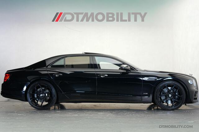 Bentley Flying Spur 6.0 W12 Mulliner | Black Line | Illuminated Flying B | Naim Audio