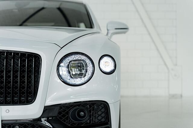 Bentley Flying Spur Speed l Carbon l Mulliner l Touring l Linnen Interior l Blackline l