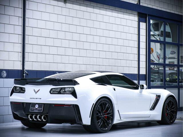 Chevrolet CORVETTE C7 Z06 | Supercharged 6.2L V8 | 725PK