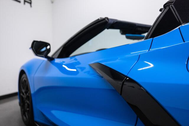 Chevrolet CORVETTE C8 3LT Convertible Z51 Performance Package