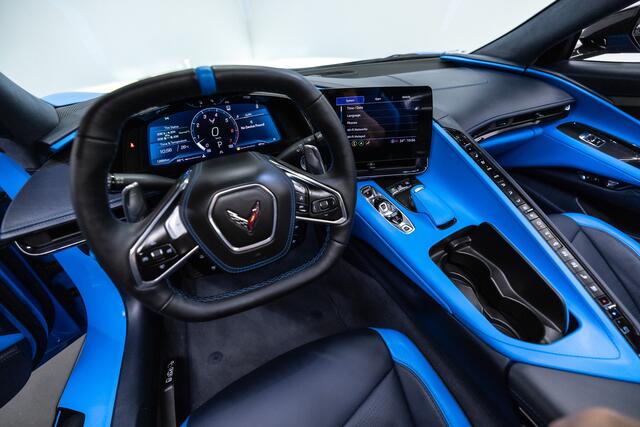 Chevrolet CORVETTE C8 3LT Convertible Z51 Performance Package
