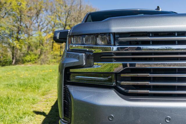 Chevrolet PICK UP Cheyenne high country 6.2V8 High Coutry