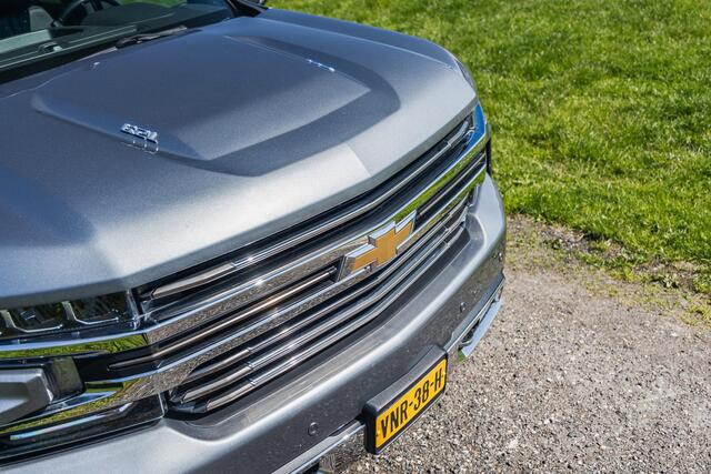 Chevrolet PICK UP Cheyenne high country 6.2V8 High Coutry