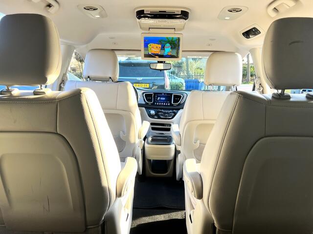Chrysler GRAND VOYAGER 3.6 V6 LIMITED J.DAIMLER GOLD HYBRID TV/DVD/HDD/