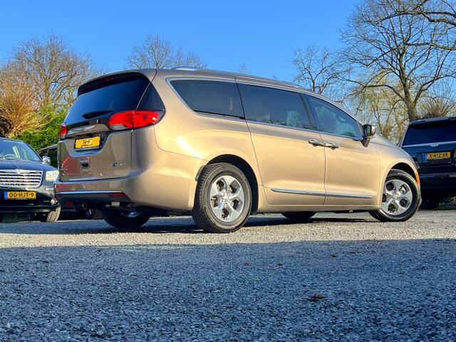 Chrysler GRAND VOYAGER 3.6 V6 LIMITED J.DAIMLER GOLD HYBRID TV/DVD/HDD/