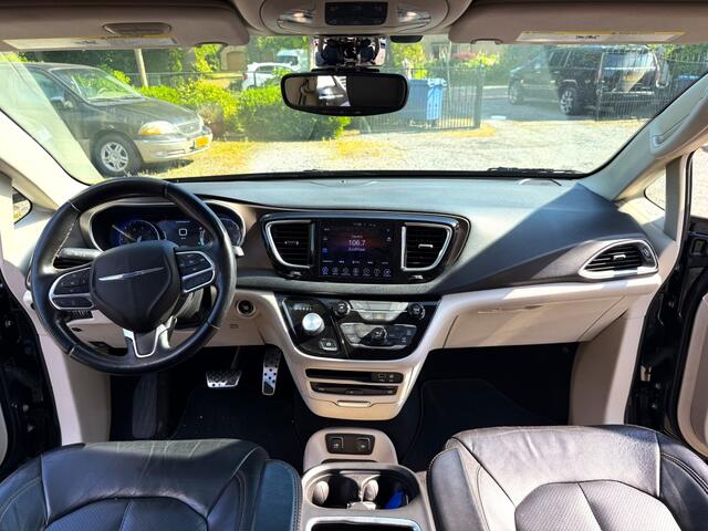 Chrysler GRAND VOYAGER 3.6 V6 LIMITED Bj.2017 8PERS LPG-G3! TV/DVD/WiFi/GAMES/