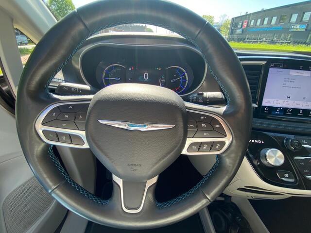 Chrysler PACIFICA 3.6L HYBRID PHEV Touring