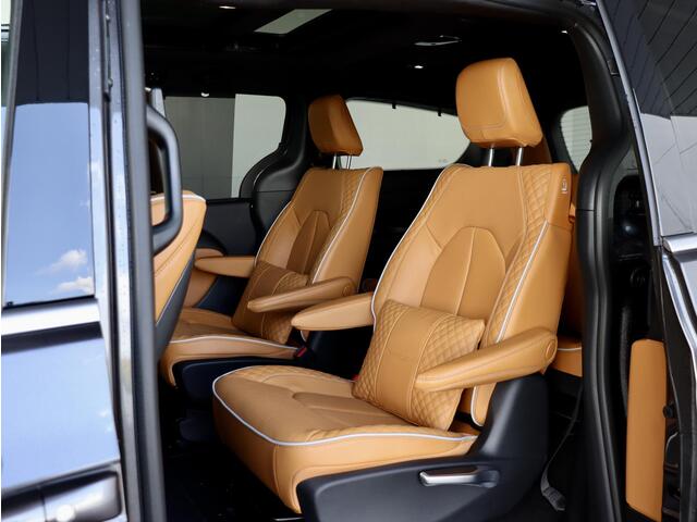 Chrysler PACIFICA PHEV 3.6 V6 Pinnacle | Panodak | 7 Persoons | TV schermen achter