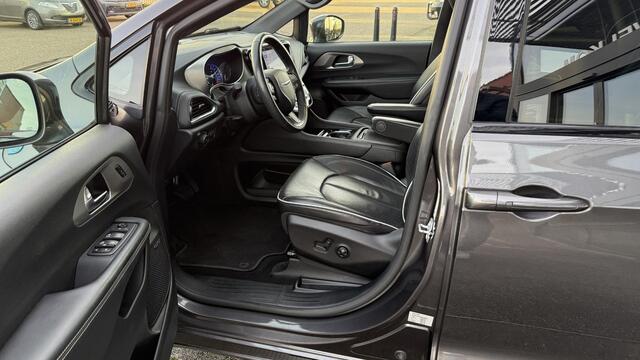 Chrysler PACIFICA 3.6 V6 Hybrid S | Vol optie | NAP | 1e eigenaar