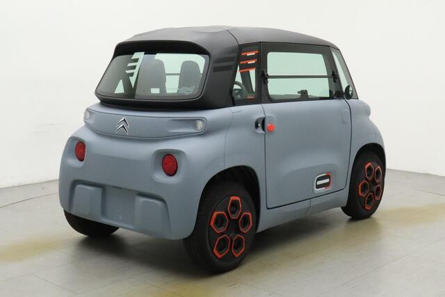 Citroen AMI AMI Orange | VERGELIJKBAAR OPEL ROCKS | Rijden vanaf 16 jaar | 100% Elektrisch | 75 KM Rijbereik | Beperkt beschikbaar Reserveer nu |