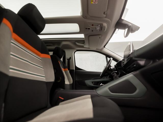 Citroen BERLINGO 1.2 PureTech Shine Sport (PANORAMADAK, APPLE CARPLAY, GROOT NAVI, HEAD-UP DISPLAY, 360 CAMERA, SPORTSTOELEN, GETINT GLAS, CRUISE, NIEUWSTAAT)