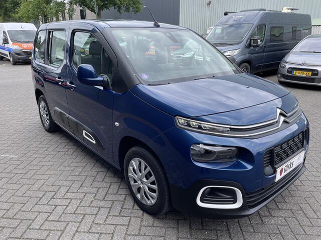 Citroen BERLINGO 130pk Shine (Camera - Trekhaak - Stoelverwarming - Parkeersensoren V+A - Automatische Airco - Navigatie - Dodehoekdetectie)