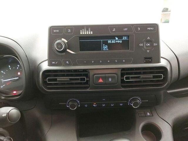 Citroen BERLINGO 1.2 PureTech Live 110pk 6-Bak Airco Cruise Control 2 Schuifdeuren Bluetooth Slechts 48000 km!