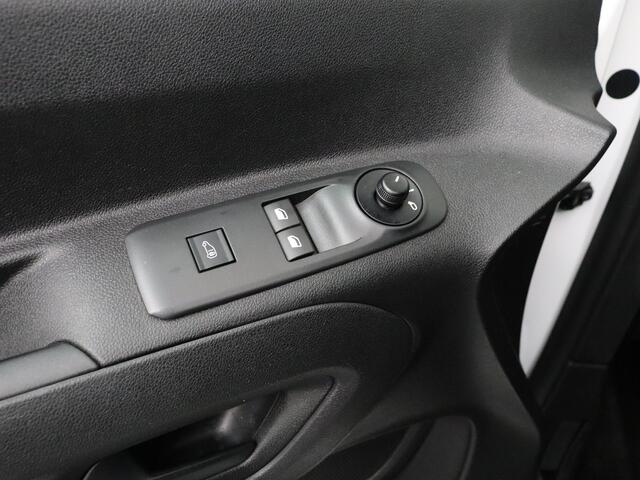 Citroen BERLINGO 1.6BlueHDI 100Pk Driver | Imperiaal | Trekhaak | Navigatie | Camera | Airco | Cruise | Betimmering