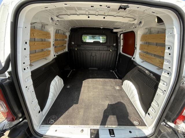 Citroen BERLINGO 1.5 BlueHDI 102PK EURO6 Navigatiesysteem/cruise control