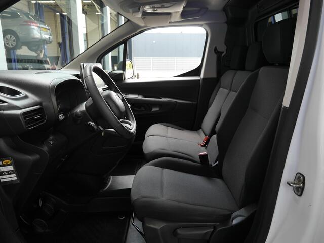 Citroen BERLINGO 1.5 100PK BlueHDI Club | Cruise control | Dab | Trekhaak | 3 zits | Airco | Elektrische ramen | Android auto/Apple carplay
