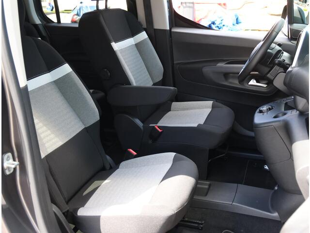 Citroen BERLINGO 1.2 130PK Shine | AUTOMAAT | AppleCarPlay/AndroidAuto | 5 Persoons! | Camera | Navigatie | Cruise Control | Climate Control | Dakreals | Parkeersensoren | Privacy Glass | Armsteunen |